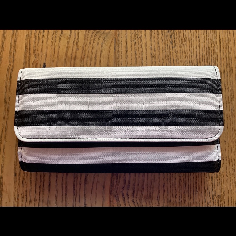 Kut from the Kloth Wallet